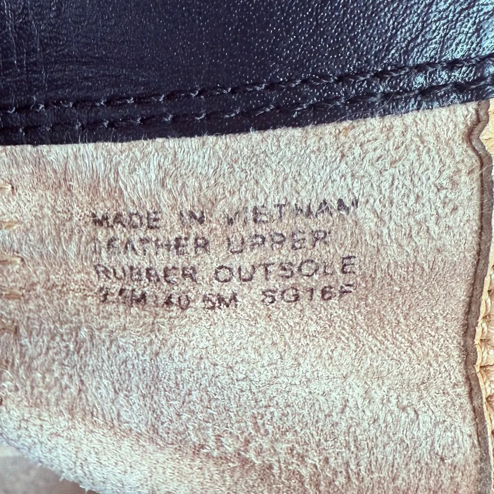 MICHAEL Michael Kors Ankle Bootie 9.5 Black Suede Side Zipper 2.5” Heel